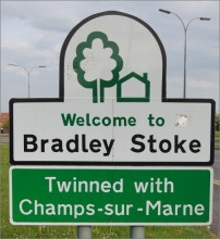 Champs-sur-Marne Twinning Sign
