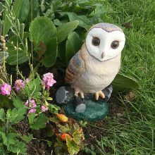 Photo of the owl figure in the display at Manor Farm Roundabout.